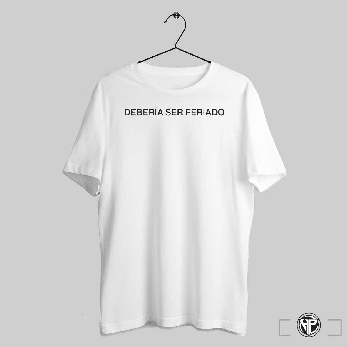 Rawayana Deberia Ser Feriado Shirts Trending Sweatshirt