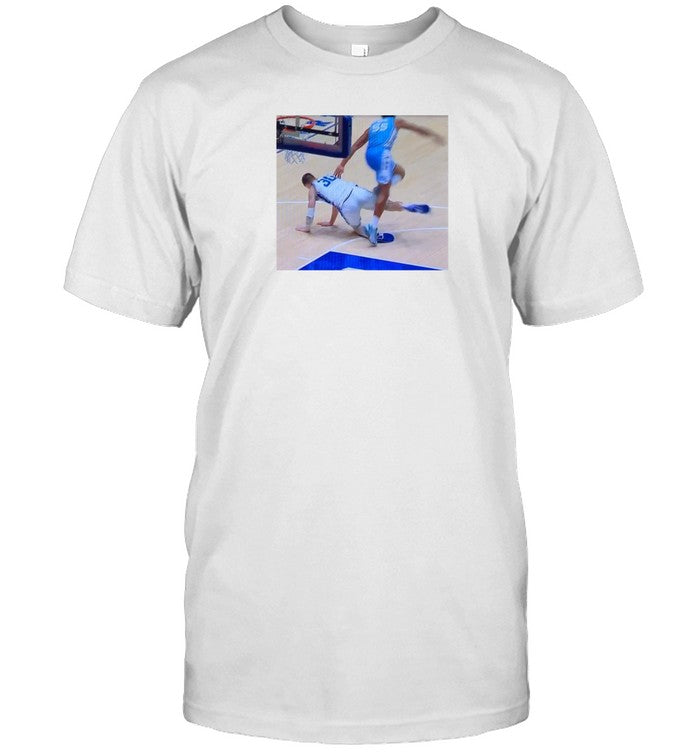 Kyle Filipowski Trips Harrison Ingram Photo