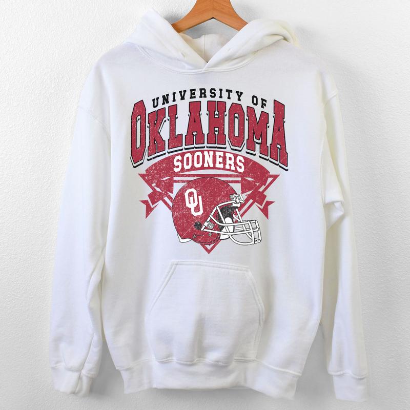Oklahoma Sooners Vintage NCAA Sweatshirt, University Football Shirt, Classic Gift for Fans, Cotton Casual Wear, Unisex T-Shirt, Vintage Style