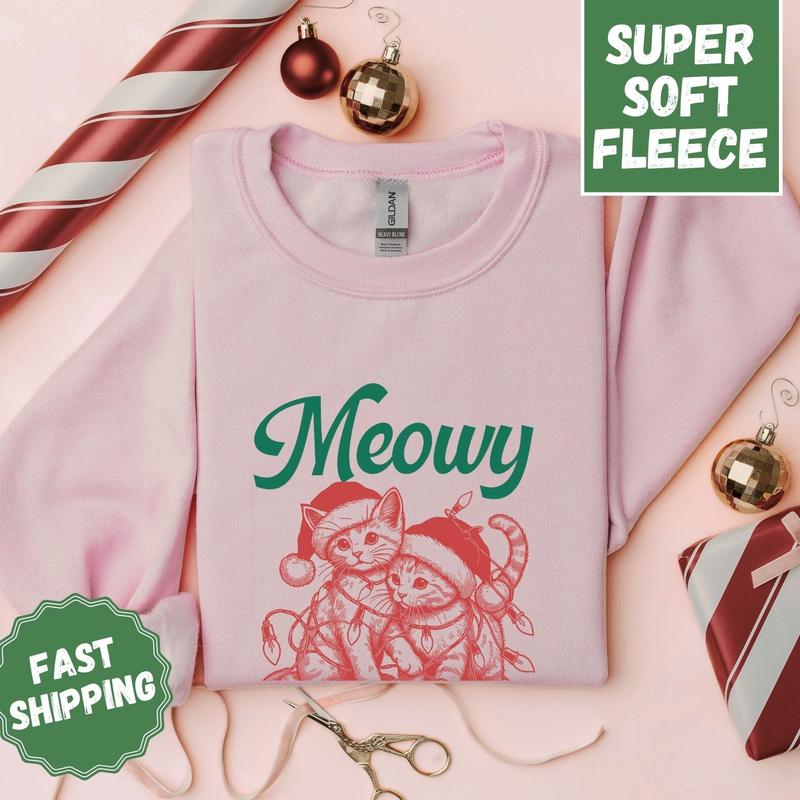 Meowy Catmas Crewneck Sweatshirt, Womenswear Cat Christmas Soft Printed Sweatshirt, Cozy Holiday Oversized Top Comfortable Fit, Fleece Long Sleeve