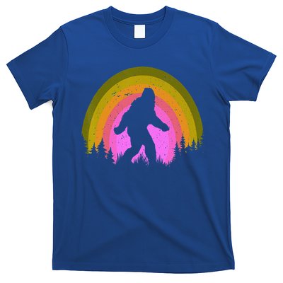 Sasquatch Vintage Sunset Bigfoot Retro Distressed 60sFunny Gift T-Shirt