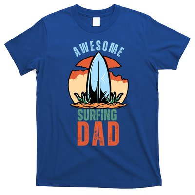 Vintage Fathers Day Awesome Surfing Dad Ever Gift T-Shirt