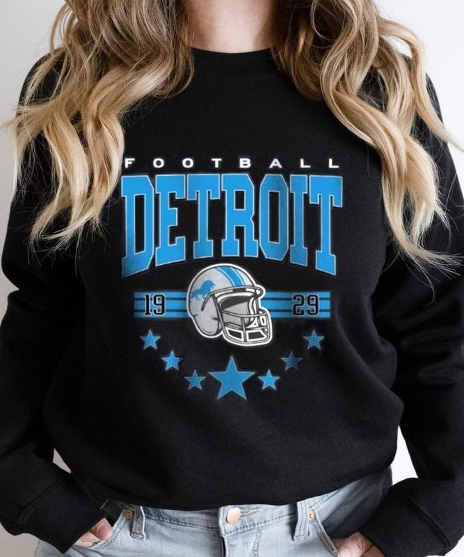 Detroit Football Sweatshirt, Vintage Style Detroit Football shirt, Sunday Football Crewneck Fabric Menswear Collar