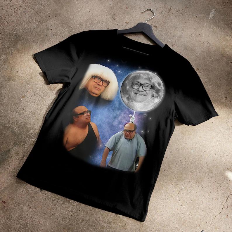 Funny Danny Devito Phoebe Bridgers Tshirt, Danny Devito Lovers Shirt, Phoebe Bridgers It's Always Sunny In Philadelphia Shirt