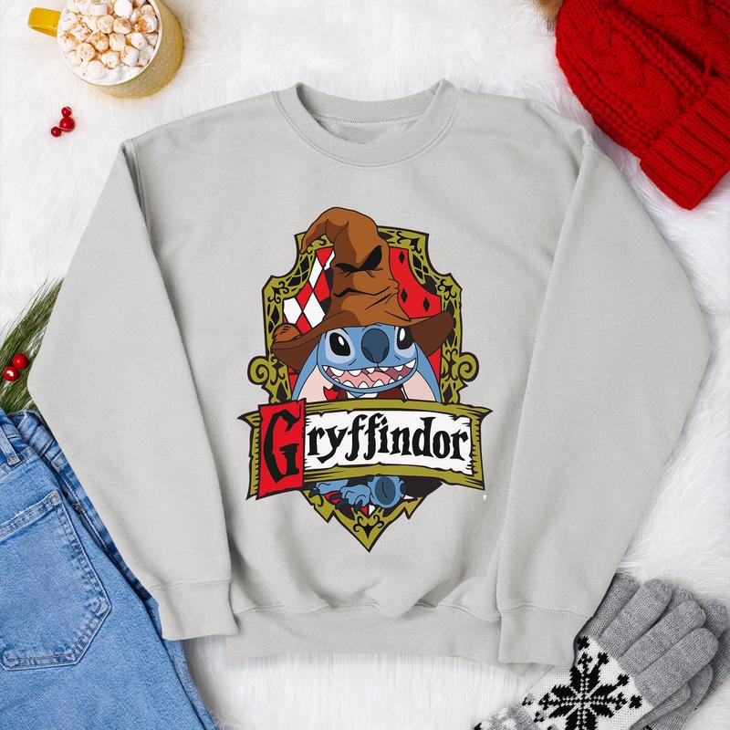 Gryffindor HP Stitchh Shirt, Stitchh Wizard Houses, Wizarding World, Hogwarts Team Shirt, Magic Wizard Shirt Top Womenswear Check T-Shirt