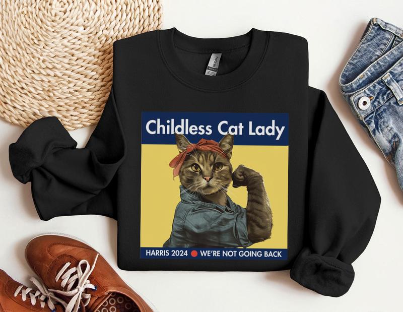 Harris 2024 T-Shirt, Childless Cat Lady, Kamala Campaign, Cute Funny Cat Tshirt, United States Election, President Harris Tee
