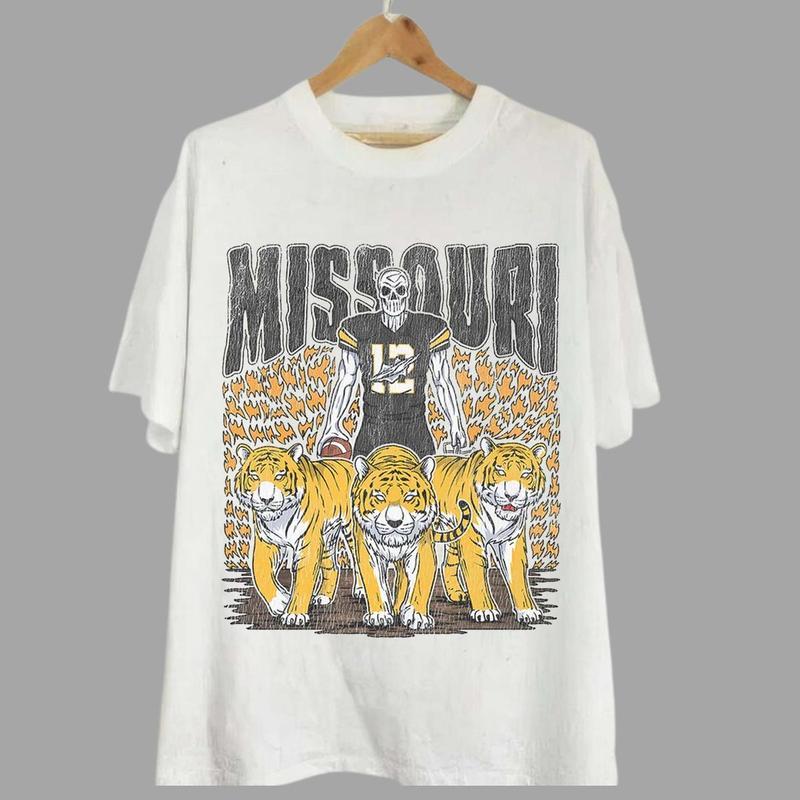 Vintage College Football NCAA T-shirt, Vintage T-shirt All Teams NCAA Classic Cotton Sport Top