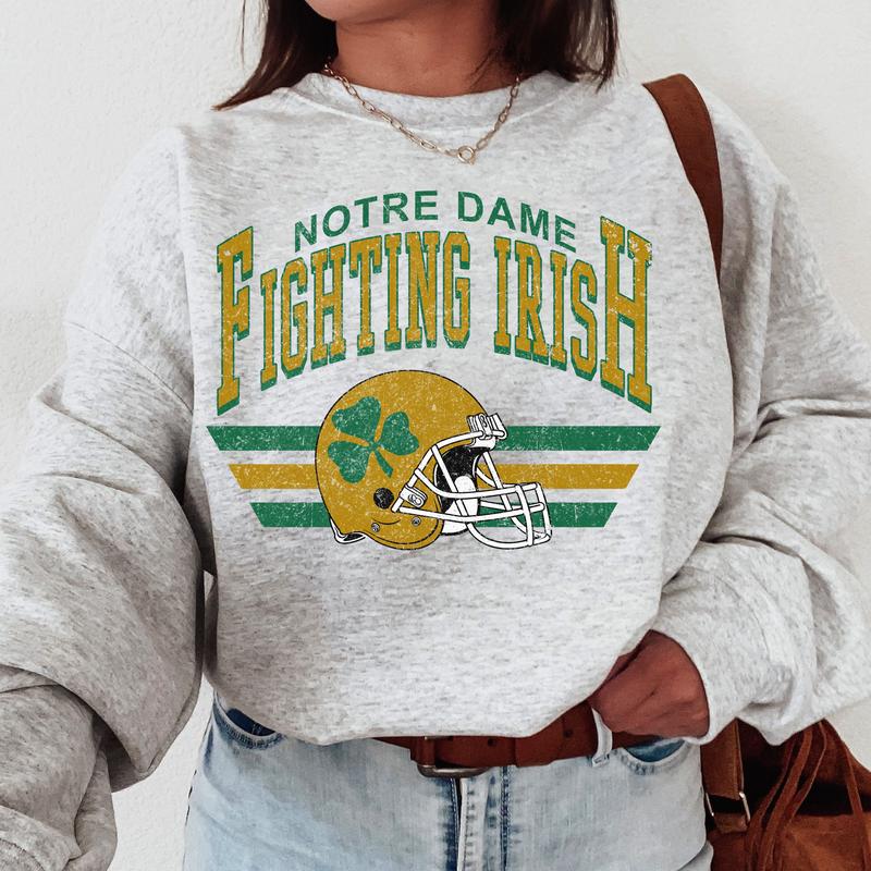 Notre Dame Fighting Irish Vintage Football NCAA Sweatshirt, Vintage University Of Notre Dame Sweatshirt, Unisex Vintage Sweatshirt NCAA, Classic Sport
