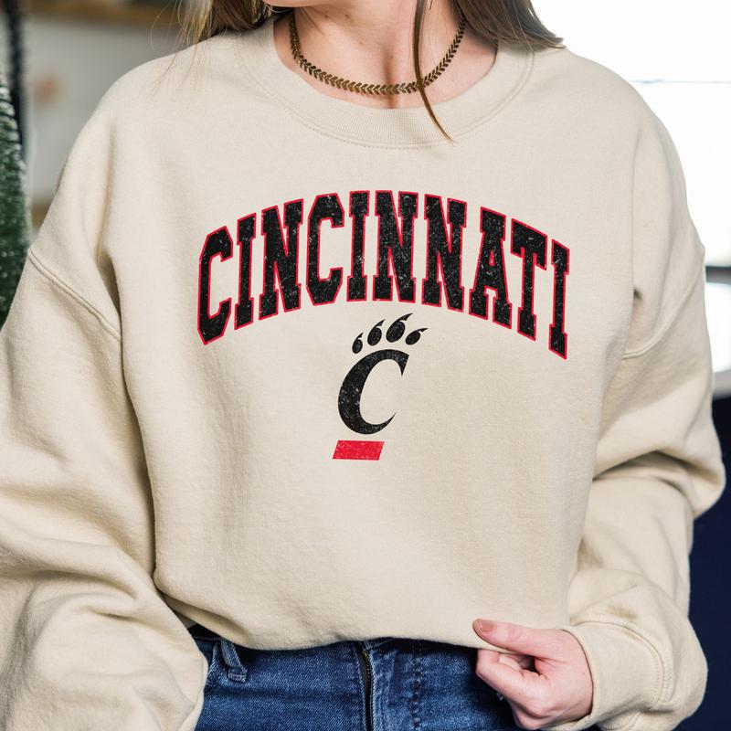 Cincinnati Bearcats Vintage Football NCAA Trendy Sweatshirt, University of Cincinnati Unisex Football NCAA Shirt, Gift For Men, Gift For Girls, Crewneck, Cotton, Sweaters, Pullover