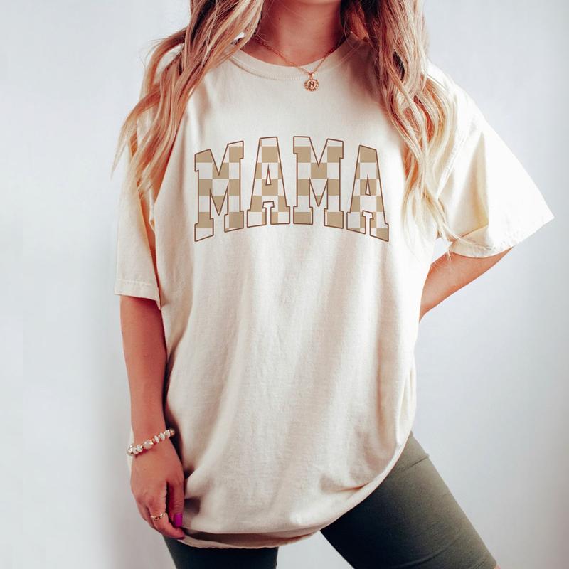 Retro Mama Shirt, Comfort Colors Checkered Mama T-Shirt, Boho Mama Shirt, Cute Mom Shirt, Varsity Letter Mama Shirt, Mothers Day Gift, New Mom Gift, Trendy Crewneck, Mom Gift, Mothers Day Gifts, Mama Women Top Comfortable Casual Fashion Breathable Tshirts