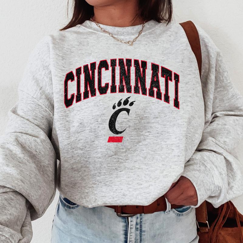 Cincinnati Bearcats Vintage Football NCAA Trendy Sweatshirt, University of Cincinnati Unisex Football NCAA Shirt, Gift For Men, Gift For Girls, Crewneck, Cotton, Sweaters, Pullover