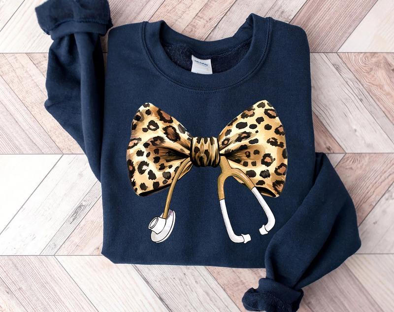 Leopard Print stethoscope Sweatshirt, Retro Nurse Shirts, RN, Unisex Stethoscope Crewneck Sweatshirt, Nursing School, Nurses Week Appreciation