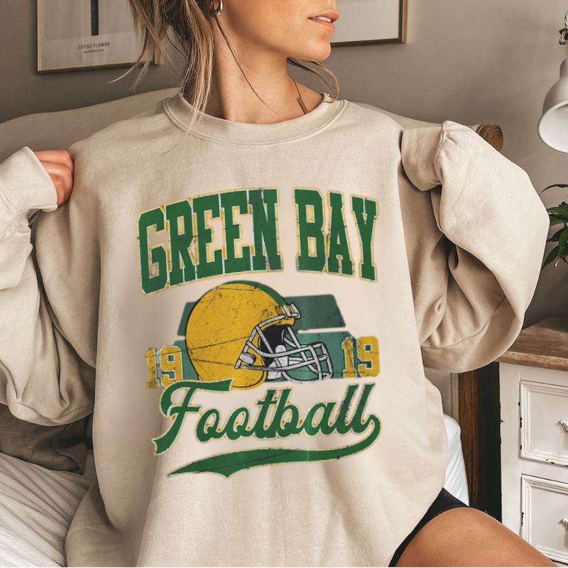 Green Bay Football Vintage Style Sweatshirt, Retro Green Bay Varsity Crewneck Sweatshirt, Green Bay Long Sleeve FSE5