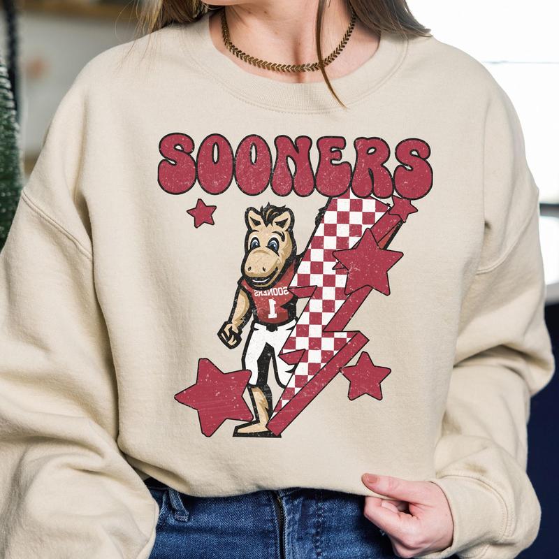 Oklahoma Sooners Vintage Football NCAA Sweatshirt, University of Oklahoma Vintage Sweatshirt, Unisex Vintage Sweatshirt NCAA, Classic Sport Sweatshirt