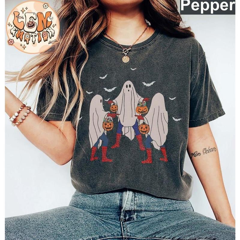 Retro Spiderman Halloween Shirt, Three Spiderman Meme Graphic Tee, Avengers Halloween Gift Shirt, Christmas Unisex T-Shirt