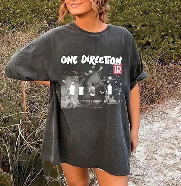 O.n.e D.ire.ctionnn 2023 Tour Shirt, Funny Concert Albums Graphic Tee, Music Fan Gift T-Shirt, 100% Cotton, Crew Neck, Slight Stretch, Breathable & We