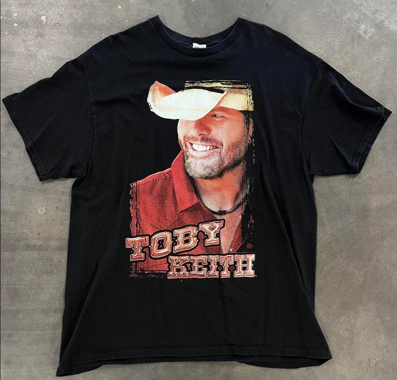 Vintage Toby Keith band tee tshirt Toby Keith shirt Classic Cotton