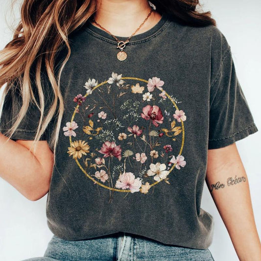 Comfort Colors Wild Flowers Shirt, Wildflower Tshirt, Shirts for Women, Vinatage Floral Shirt, Gifts For Her, Pastel Floral Nature T-Shirt, Flowers Lo