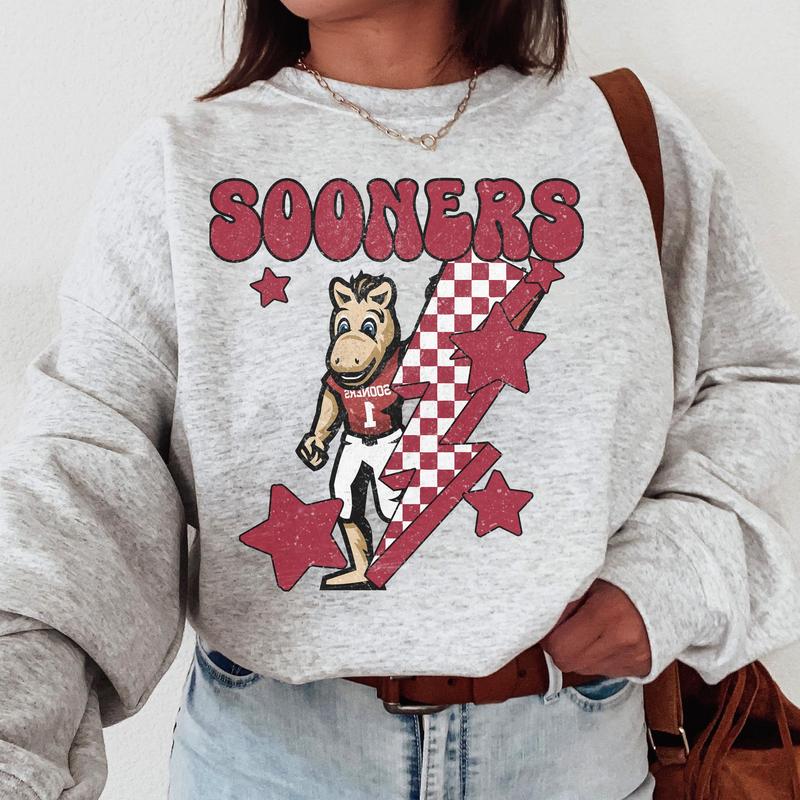 Oklahoma Sooners Vintage Football NCAA Sweatshirt, University of Oklahoma Vintage Sweatshirt, Unisex Vintage Sweatshirt NCAA, Classic Sport Sweatshirt