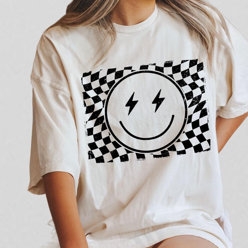 Checkered Smile Face Shirt, Retro Shirt for Women, Smile Face T-Shirt, Gift for Her, Retro Checkered Tee, Vintage Face Funny Shirt, Women Top