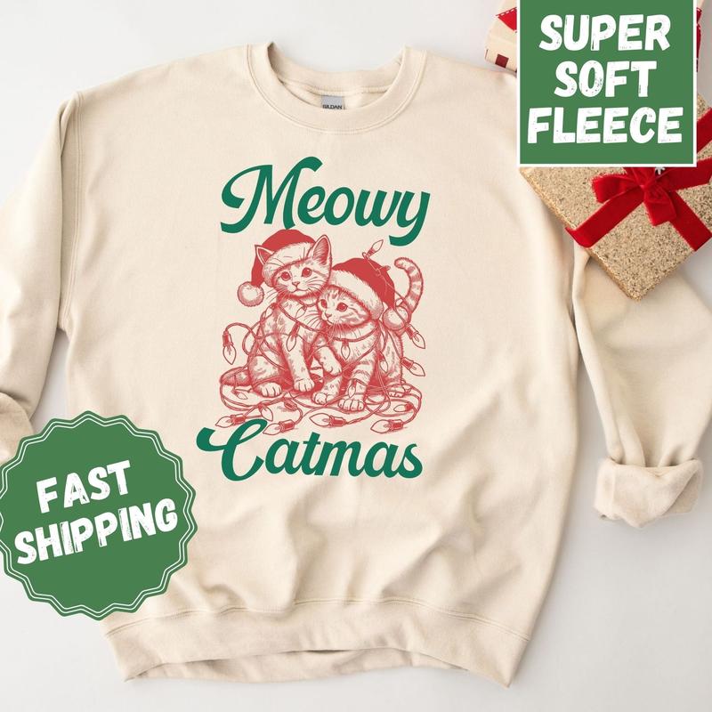 Meowy Catmas Crewneck Sweatshirt, Womenswear Cat Christmas Soft Printed Sweatshirt, Cozy Holiday Oversized Top Comfortable Fit, Fleece Long Sleeve