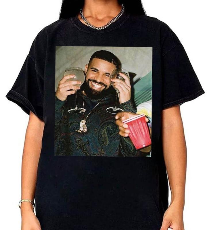 Vintage Drake Shirt,Drake Rapper Shirt,Drake Take Care Shirt,Drake Concert Shirt,Certified Lover Boy Shirt,Its All A Blur Tour 2024 Shirt - Unisex T-S