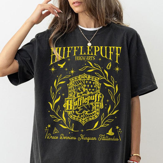 Hufflepuff Vintage Hogwarts House Sweatshirts Wizard World Sweatshirt Magic World Shirt Hp Fan Gift Unisex T Shirt Sweatshirt Hoodie