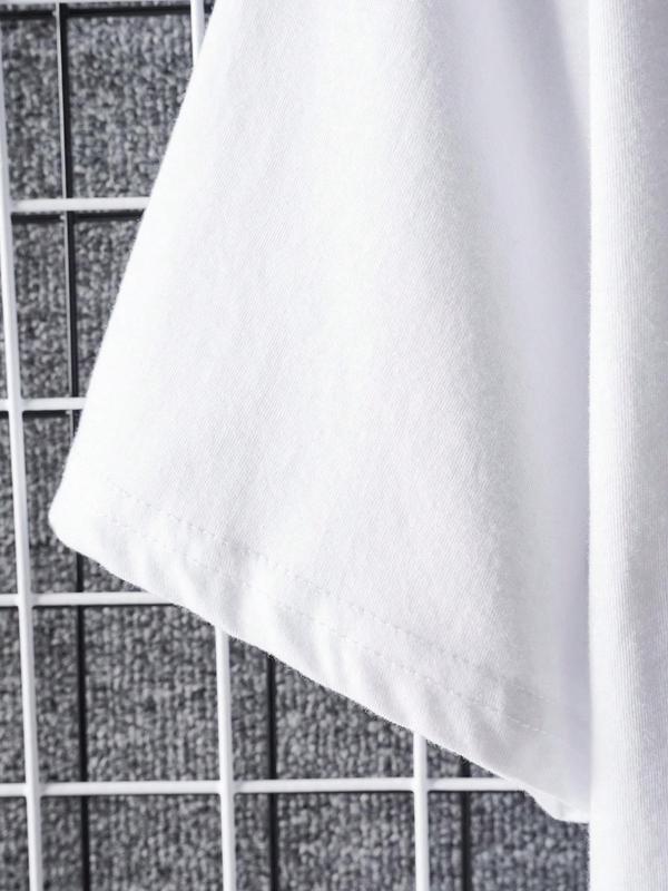 Men's Letter Print Round Neck TeeÂ Summer Clothes, Regular FitÂ Casual Short Sleeve Crew Neck T-Shirt for Summer, Graphic Tees,Â Fashion Men's StreetwearÂ for Daily Wear