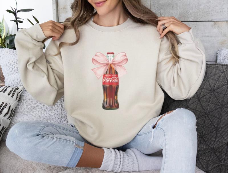 Coca Cola Pink Bow Sweatshirt, Coca Cola Crewneck, Coke Lover, Trendy Sweatshirt, Coca Cola Fan, Gift for Coke Drinker, Gift for Friend T-, Hoodishirt