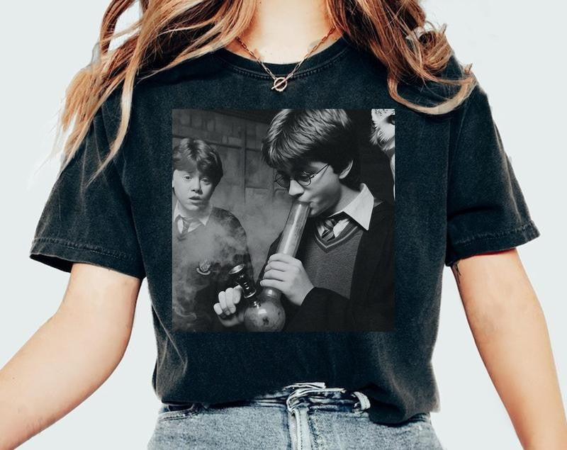 Vintage Meme 90s T-shirt, Funny Harry And Ron Smoking Shirt, Potter Tshirt Wizarding Fan Christmas Birthday Gift Potter.  T-shirt