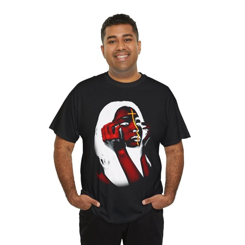 Vintage Flaming Cross Girl Graphic T-Shirt Casual Classic Cotton Menswear Top Retro Comfy Crewneck Shortsleeve Streetwear Tshirt Tee