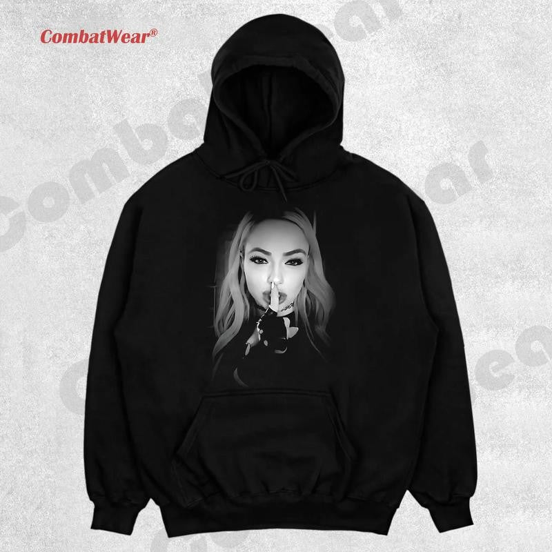 LIV MORGAN 2025 TEE , Wrestling Tee, Wrestling Graphic Tee, Wrestler Shirt, Sports Shirt, Vintage Wresting Shirt, Wrestling Gift Hoodie Sweatshirts